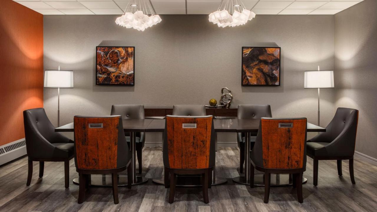 Holiday Inn Winnipeg-South By Ihg Esterno foto