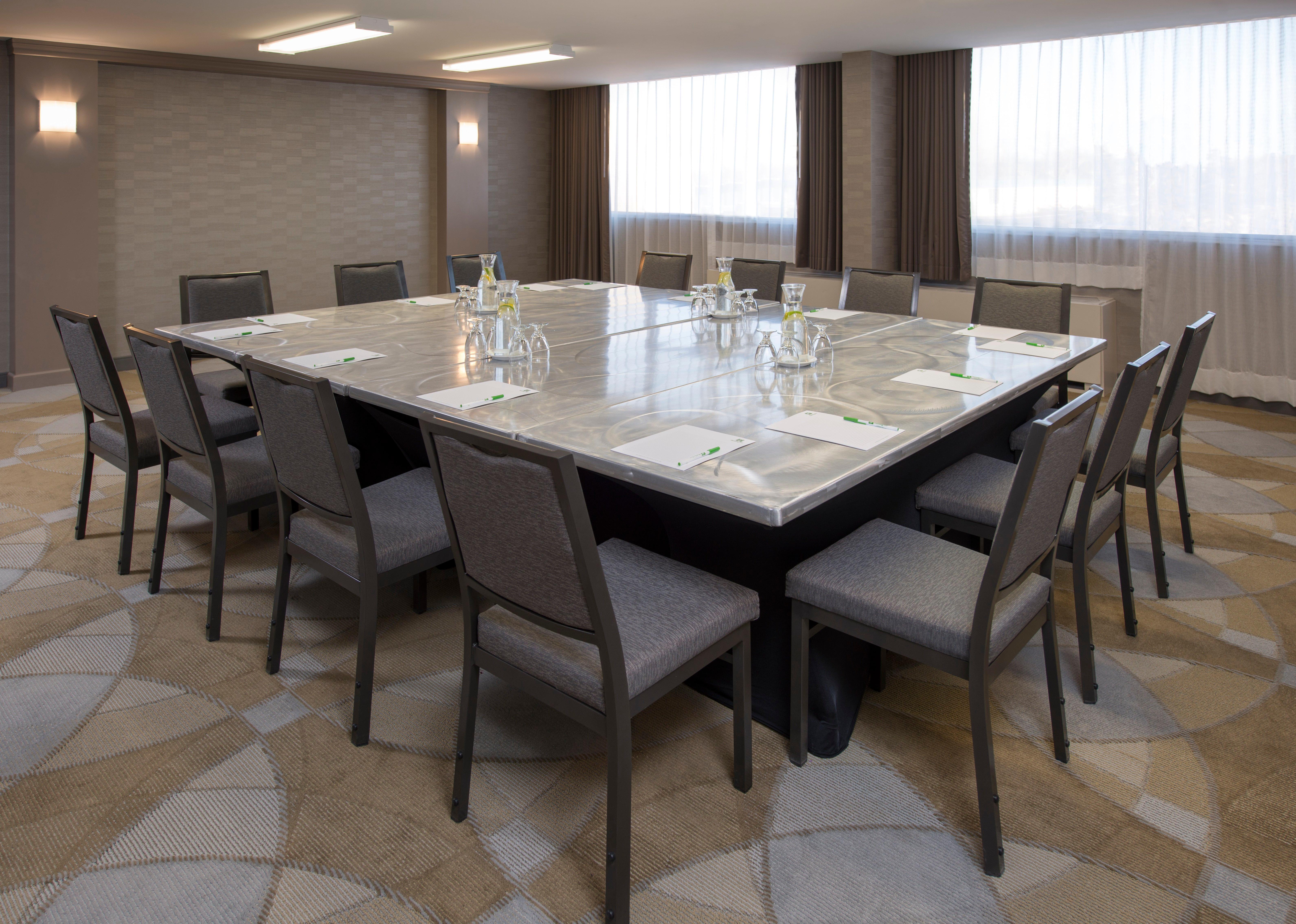 Holiday Inn Winnipeg-South By Ihg Esterno foto