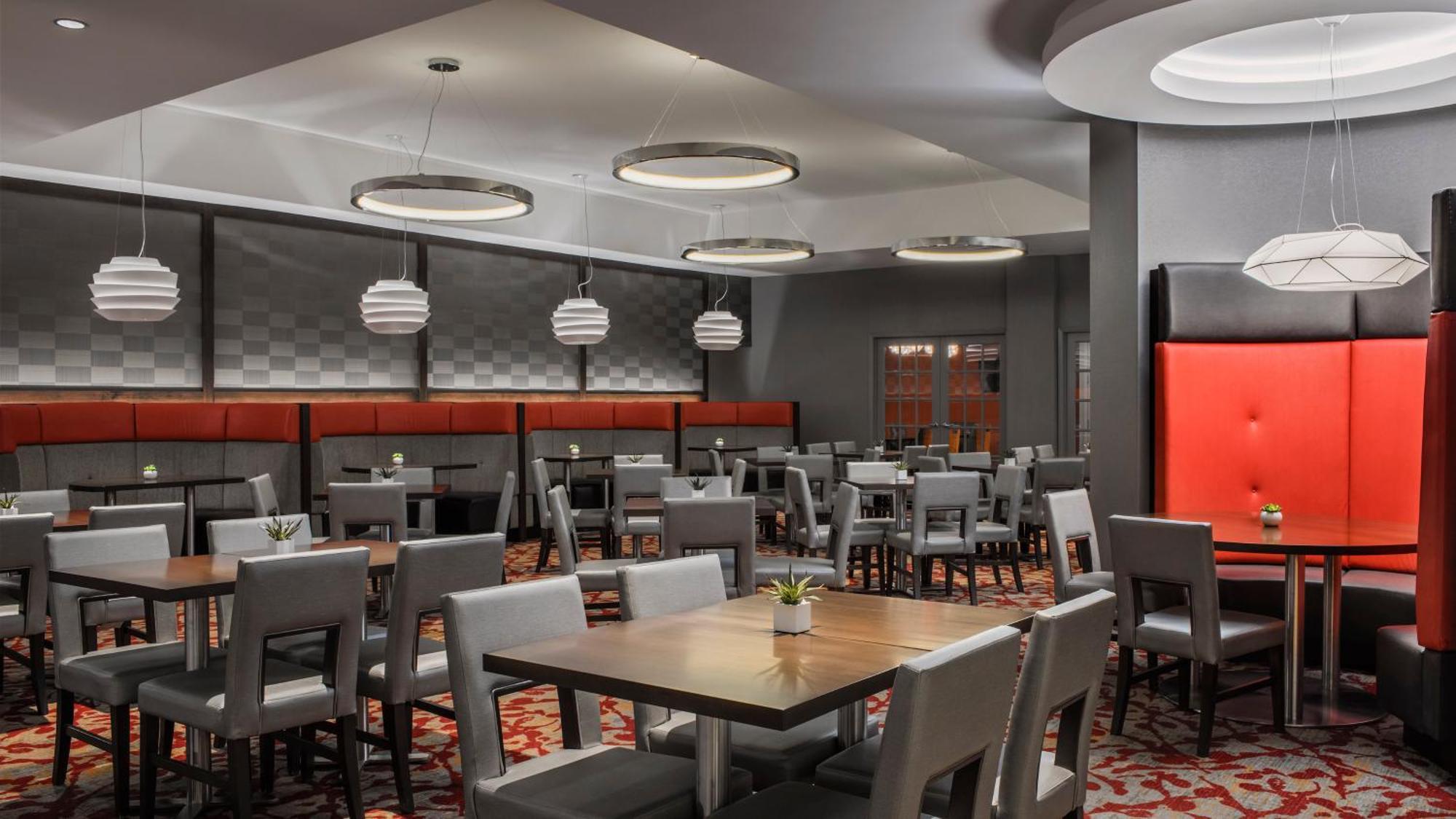 Holiday Inn Winnipeg-South By Ihg Esterno foto