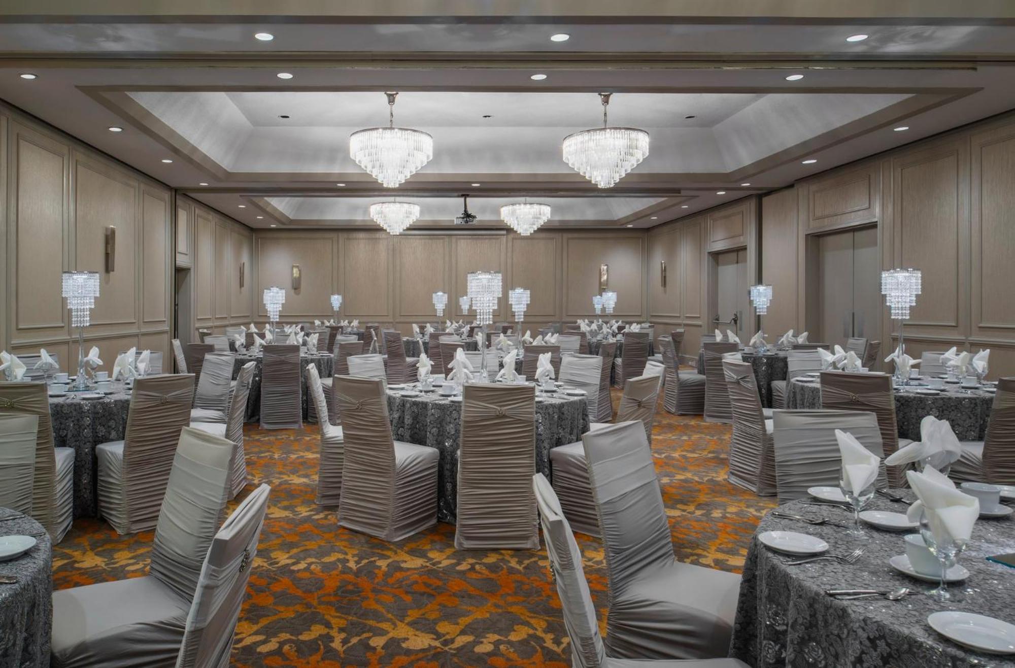 Holiday Inn Winnipeg-South By Ihg Esterno foto