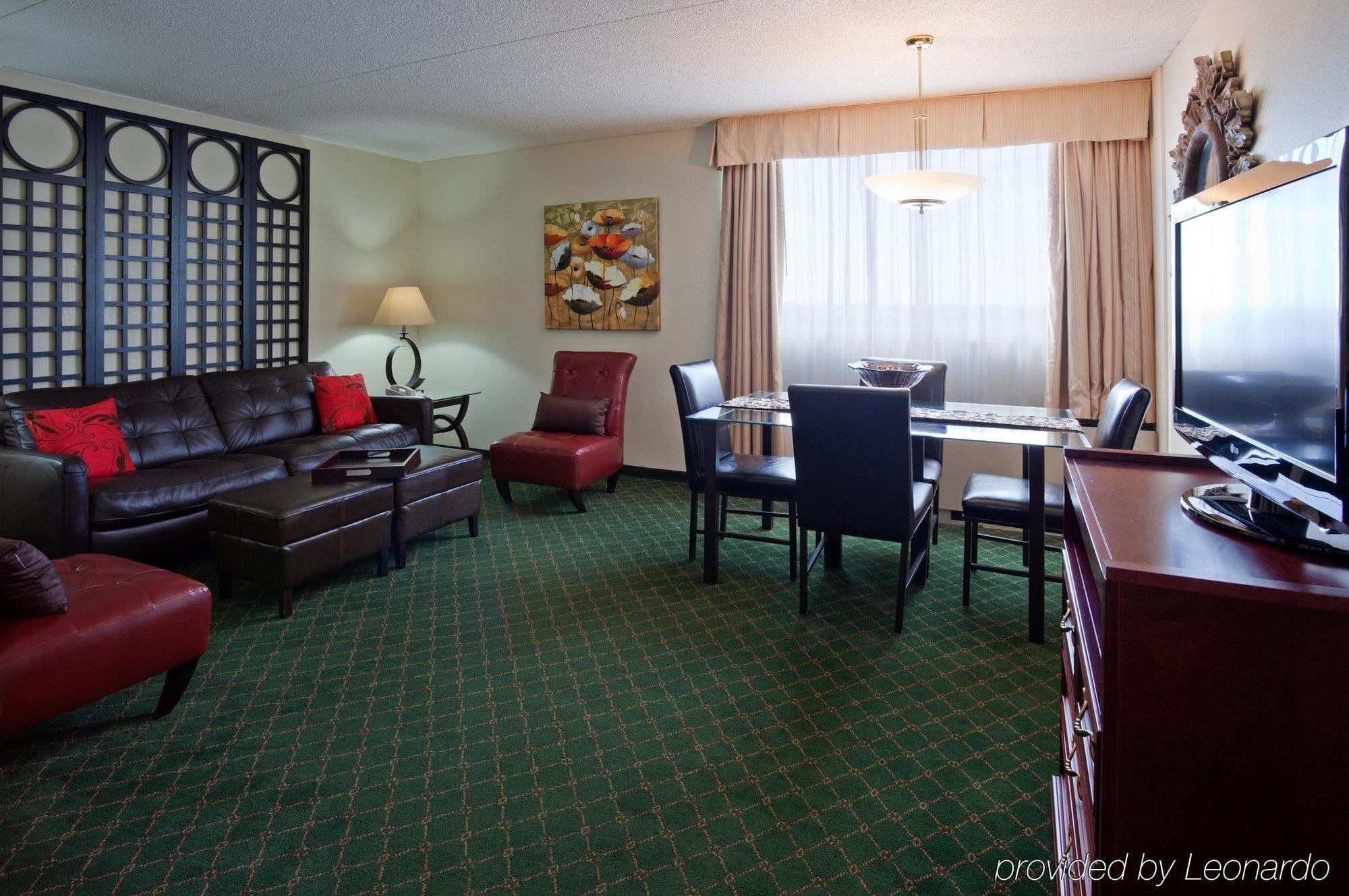 Holiday Inn Winnipeg-South By Ihg Esterno foto